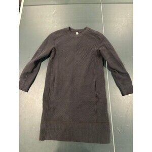 Women’s size 4 lululemon dress